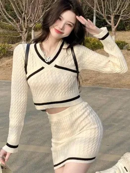 Sonbahar Kış Kıyafetler Kadın Örme Uzun Kollu V Boyun kazak Kazaklar + Kalça mini etek Seti Bayanlar Kazak Takım Elbise 2 Parça Set  5